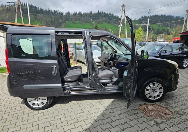Fiat Doblo cena 26900 przebieg: 124500, rok produkcji 2012 z Bielsko-Biała małe 121
